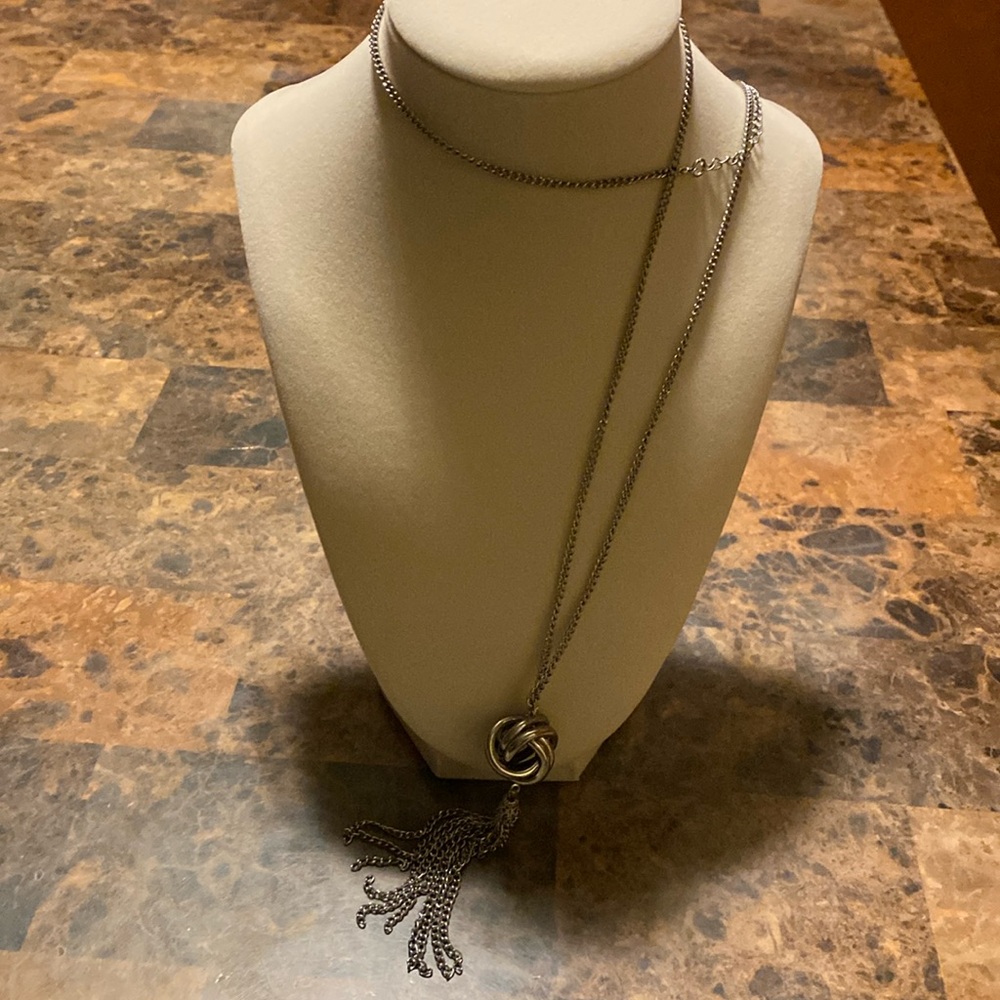 ❣️Silver Knot Pendant Necklace